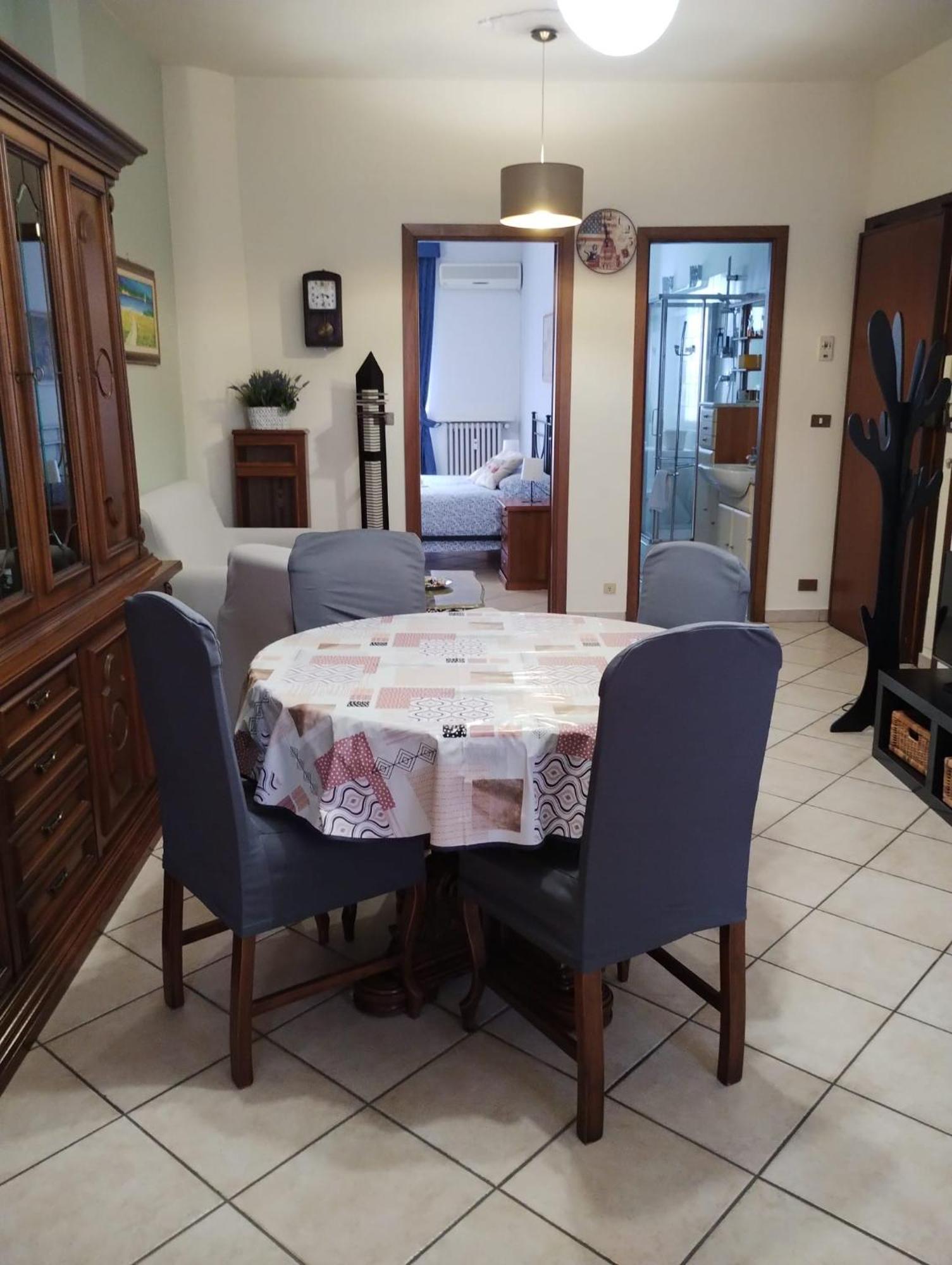 Apartamento La Casa Di Valentino - Grazioso Ed Ampio Bilocale Asti Exterior foto